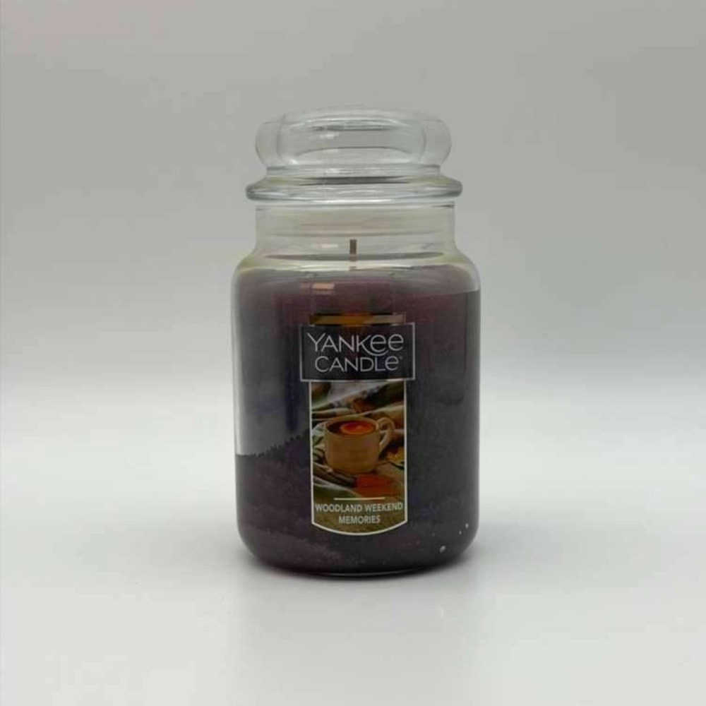 Yankee Candle‎ Woodland Weekend Memories Large Jar - 22 oz Scented Candle - NWT - Picture 2 of 3